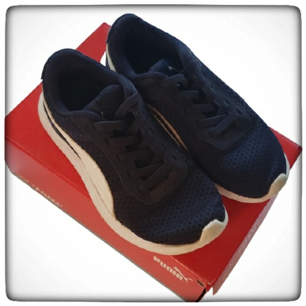 Boys Puma Active No Tie Sneakers-Size 12 Run Small